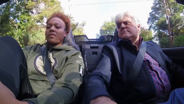 Jay Surprises a Veteran - Jay Leno's Garage смотреть онлайн