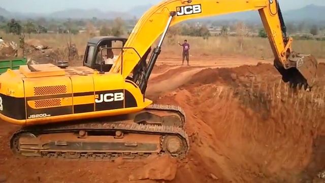 JCB JS200 HD смотреть онлайн