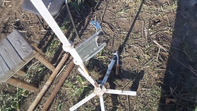 Бурение скважины своими руками! Один человек! Очень легко, за 5 часов! Без бура и техники! смотреть онлайн