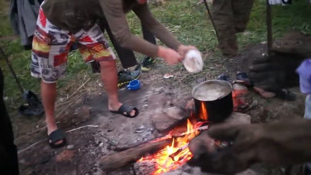 22. 2016 Поход по Башкирии День Пятый Готовка и Ужин смотреть онлайн