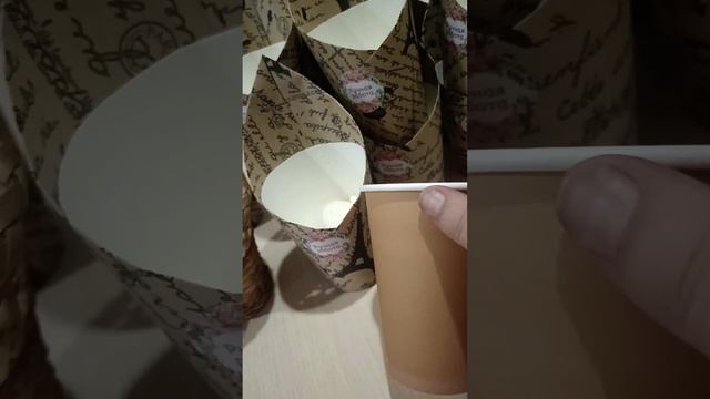 Как я упаковываю стаканы в крафт под букеты смотреть онлайн