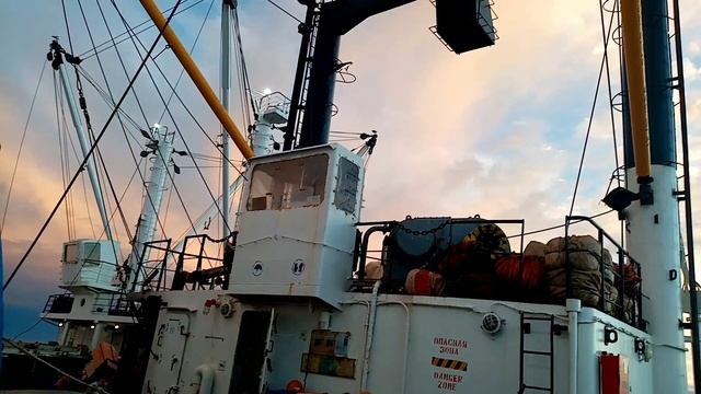 ЮВ_пятый (vs the Alan Parsons Project&Трава у дома_кавер).mp4