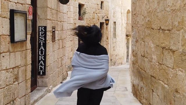 Madalina in MaltaLand смотреть онлайн