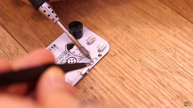 ATtiny85 Game Console PCB - Multiple Games смотреть онлайн