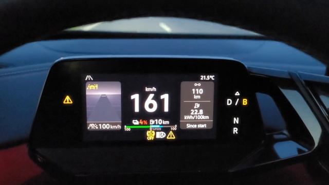 VW ID.4 Педаль в пол на 4% заряда батареи ! смотреть онлайн