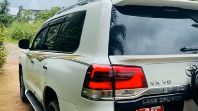 Toyota Landcruiser Prado V8 Diesel VX смотреть онлайн