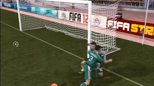 Epic FIFA 12 Own Goal смотреть онлайн