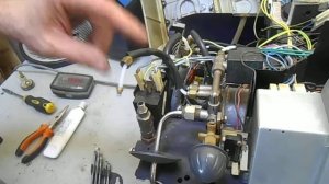 Течь кофемашины Saeco Royal