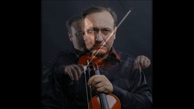 Армен Авджан - "GUARDA CHE LUNA" смотреть онлайн