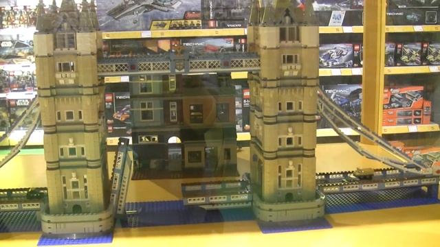 Hamleys - Little Li в стране чудес смотреть онлайн