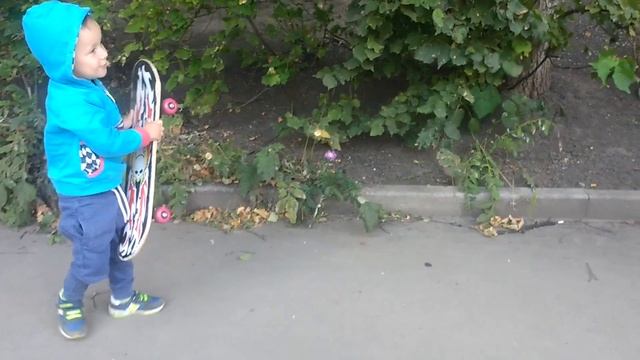 Учим детей кататься на скейт, скейтборд , пенниборд, рипстик и Лонгборд 2017 смотреть онлайн