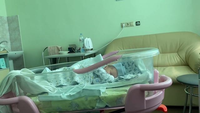 РОДДОМ//ЕДА, РУМТУР/ ВЫПИСКА, ВСТРЕЧА СО СТАРШИМИ,ПЕРВЫЕ ДНИ ДОМА смотреть онлайн