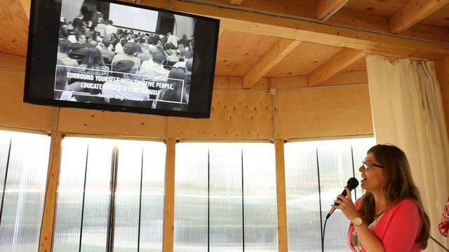 Проект CreativeMornings. Ольга Епихина смотреть онлайн