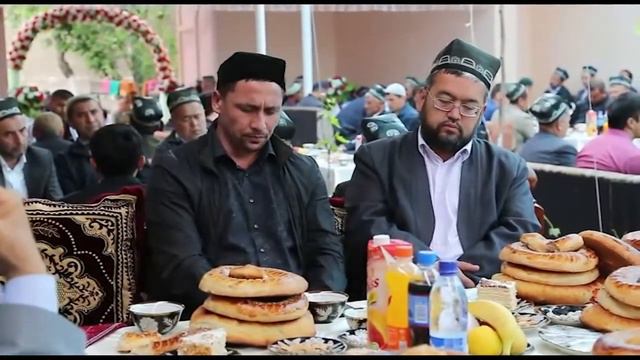 Tez ko'rıng eshtıng qalblarnı tıtratuvchı qıroat Rasuljon qori Olı ımron surası 189-197 oyatlar смотреть онлайн