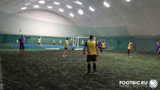 FOOTBIC.RU. Видеообзор 30.01.2017 (Метро Марьина Роща). Любительский футбол