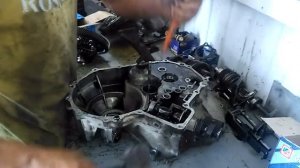 Как вытащить наружную обойму подшипника из глухого отверстия клапаном за минуту