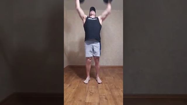 МЕДЛЕННЫЕ ОТЖИМАНИЯ с Гантелями и БЫСТРЫЕ в Подъем вверх смотреть онлайн