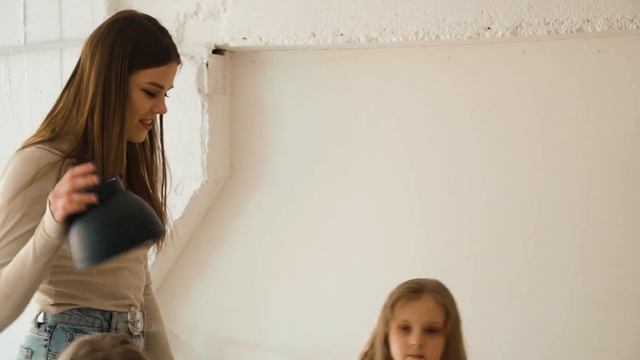 Съёмки проекта “Fashion day ”. Как проходит обучение в школе моделей. смотреть онлайн