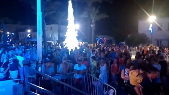 St cyprien le père Noël de la plage смотреть онлайн