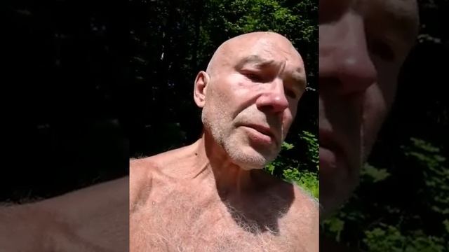 Александр Карташов - ВРЕМЯ РЕЖЕТ ЛЮДЕЙ:Стих смотреть онлайн