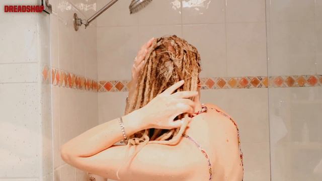 💆🏽♀️ How to wash your real dreadlocks! | My washing Routine | Dreadshop смотреть онлайн