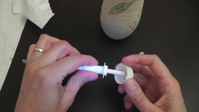 Disassembling a Soap Dispenser Pump смотреть онлайн