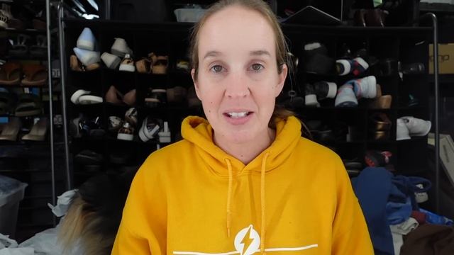 AMAZING HAUL! So many BOLOS | Thrift haul to resell online! смотреть онлайн
