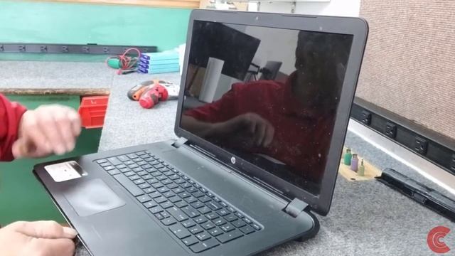 How to Replace CPU cooling fan in HP 17.3" Laptop смотреть онлайн