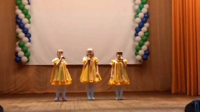 Вокальная группа "Хрустальные нотки" песня "Детки конфетки" МАУ ДО "Детский сад Солнышко" п.Туртас смотреть онлайн
