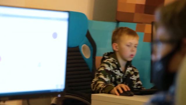 Урок в школе KiberOne смотреть онлайн