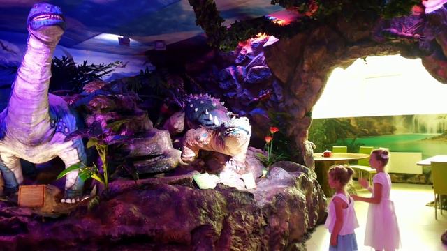 Куда сходить? Динозавр и я в Минске!!!!!! Show dinosaurs. Dinosauria. Belarus смотреть онлайн
