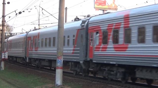 Пролёт ЧС7-222 с поездом №742А Белгород-Москва с приветливыми машинистами. смотреть онлайн