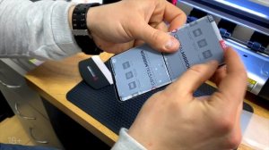 Сравнение гидрогелевой пленки ТОП качества с стандартной пленкой от бренда Crystal Mirror