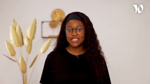 Découvrez Akolade avec Shekina, Consultante SEO Junior смотреть онлайн