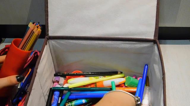 Уборка канцелярии #2/Выкидываю канцелярию❤ смотреть онлайн