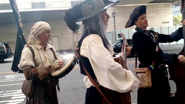 Sea of Thieves live band смотреть онлайн