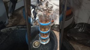 Чистим медную колпачковую колонну от сернистых соединений - Лимонной Кислотой.