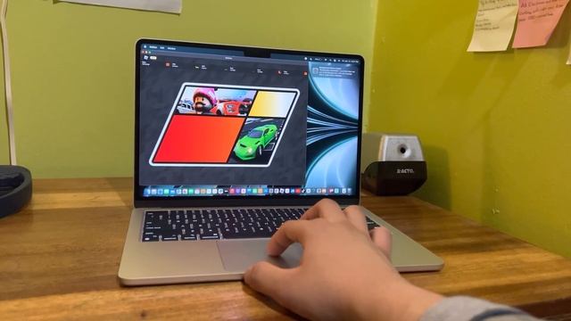 MacBook Air M2(Silver): Low Battery 10%