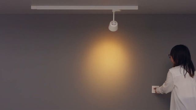 IKEA / LLEDARE Светодиодная лампочка, регулируемая яркость, теплый/регулируемый угол рассеивания смотреть онлайн