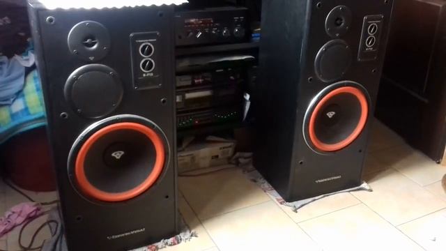 Cerwin Vega E-710 + Yamaha R-S700 смотреть онлайн