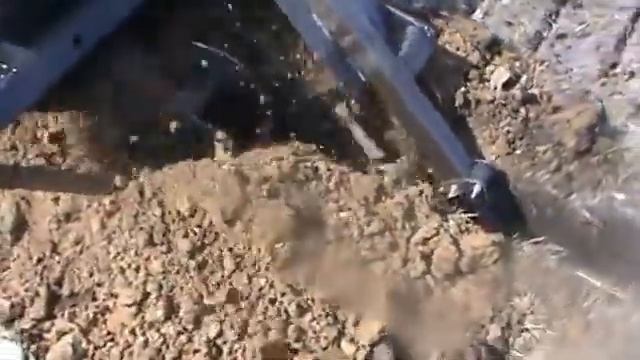 W Экскаватор траншейный (бара) на погрузчик МКСМ смотреть онлайн