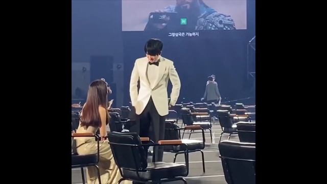 Son Ye Jin and Jung Hae In reunited during the 56th Baeksang Arts Awards [ Video clip] смотреть онлайн