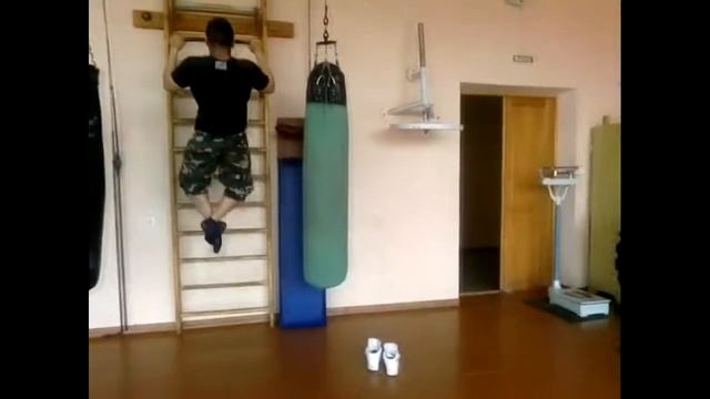 подтягивание Виталий Данилов смотреть онлайн