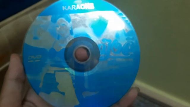 Review DVD Karaoke หญิงลี ศรีจุมพล ชุดที่ 1 ขาขาวสาวลำชิ่ง (2013) (มีแต่แผ่น) смотреть онлайн