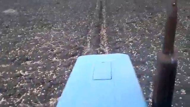 МТЗ-82 Закрываем борозды смотреть онлайн