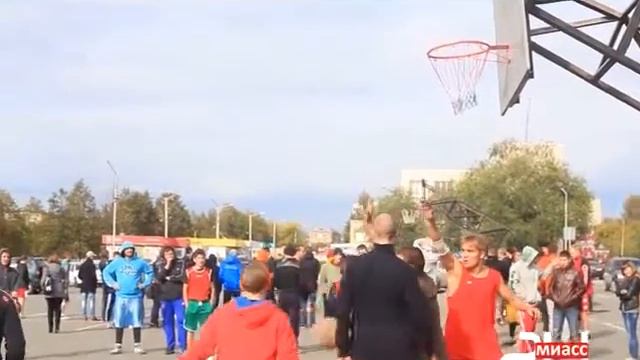 Стритбол у "Слона" смотреть онлайн