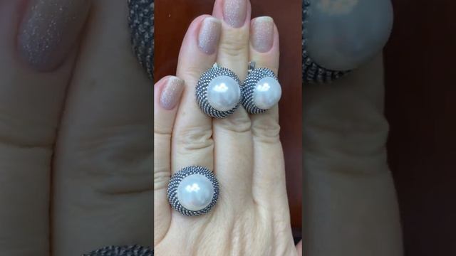 Сверкающая ЖЕМЧУЖИНА!! Серебряные Круглые СЕРЬГИ и КОЛЬЦО с ЖЕМЧУГОМ. Цены под видео. смотреть онлайн