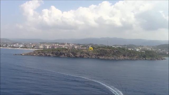 Полёт над Средиземным морем смотреть онлайн