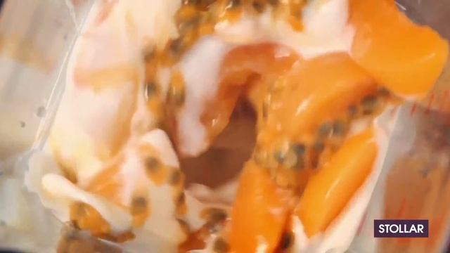 Йогуртовое мороженое с персиком, маракуйей и малиной смотреть онлайн