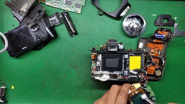 Repair Nikon D90 Shutter Err